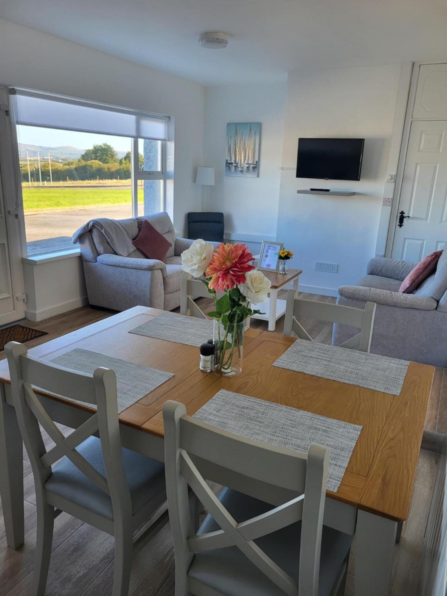 Mountain View Cottages V92X961 Tralee Bagian luar foto