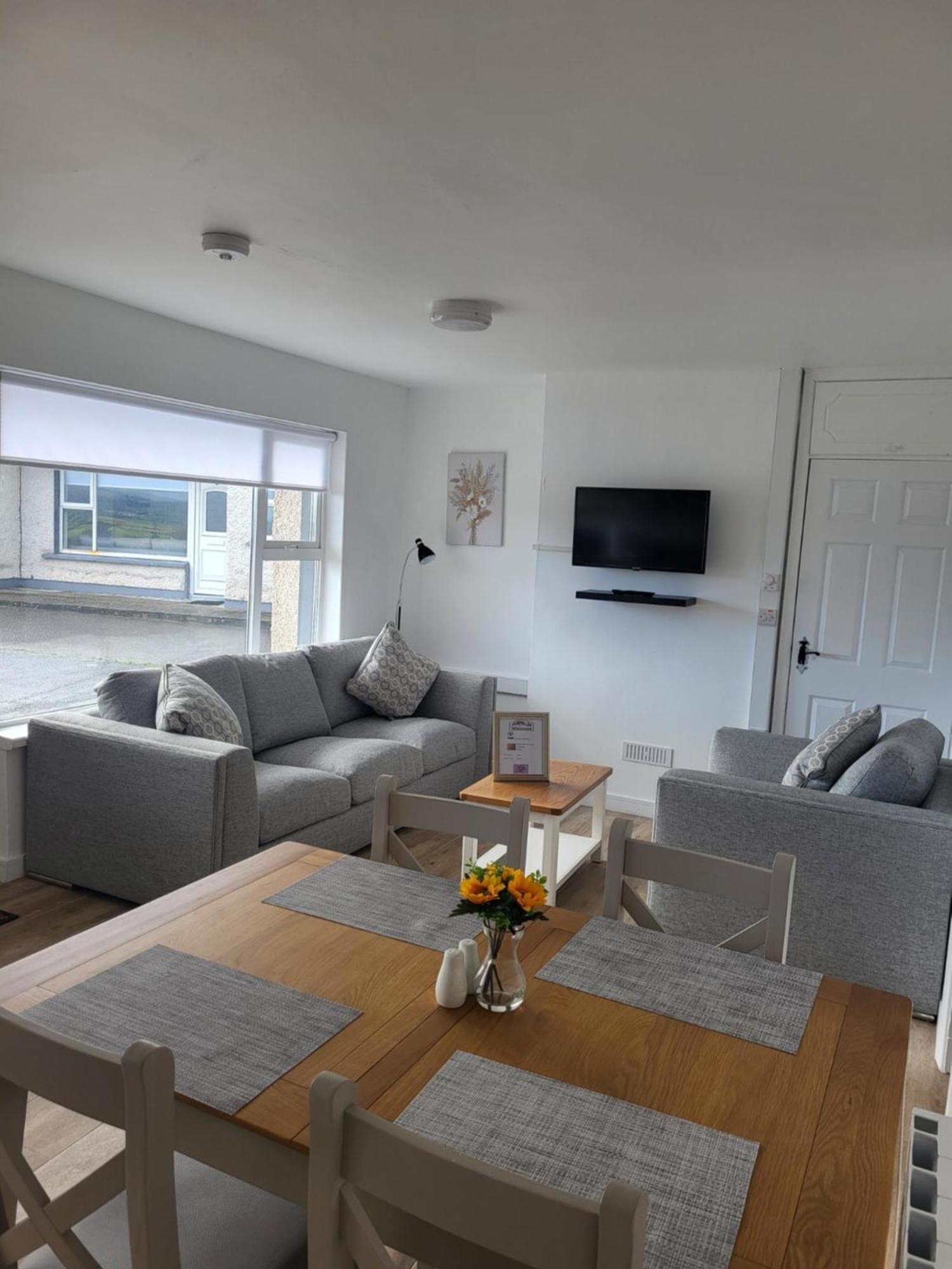Mountain View Cottages V92X961 Tralee Bagian luar foto